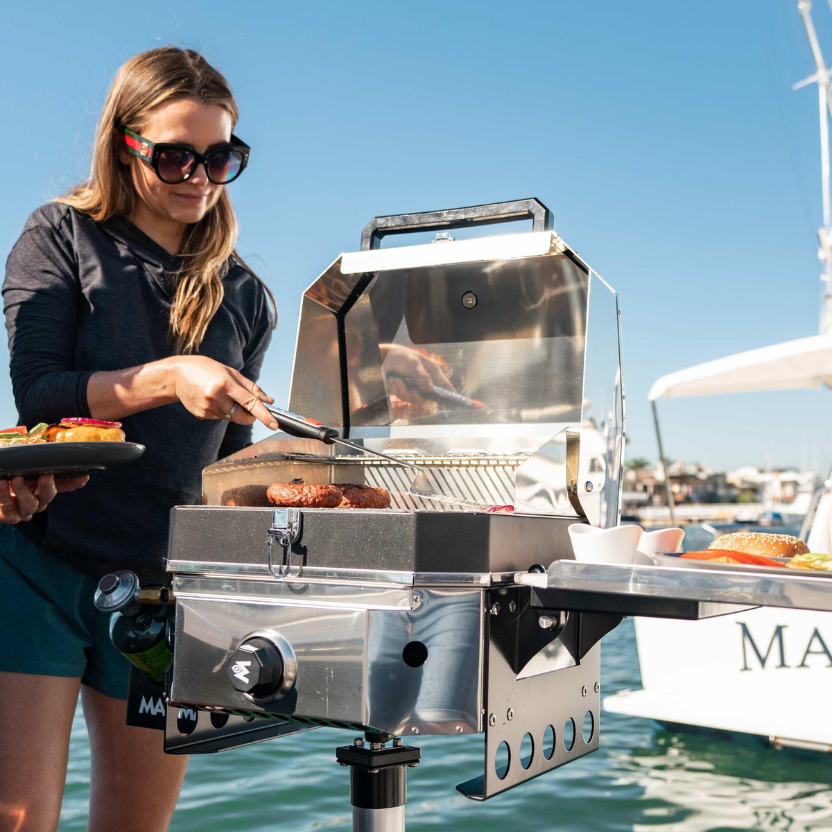 Products Marine Crossover Single Burner, Grill, and Griddle Top Bundle