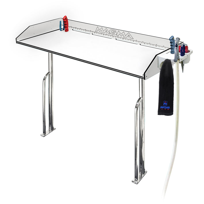 Dock Cleaning Station With Mount